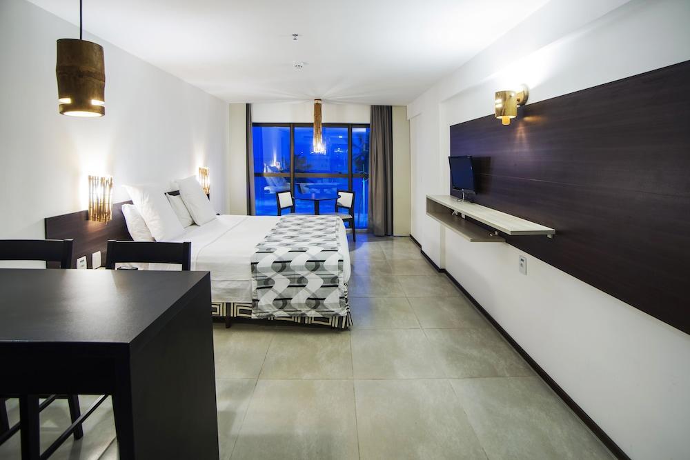 Ritz Suites Grand Hotel Boutique Масейо Екстер'єр фото