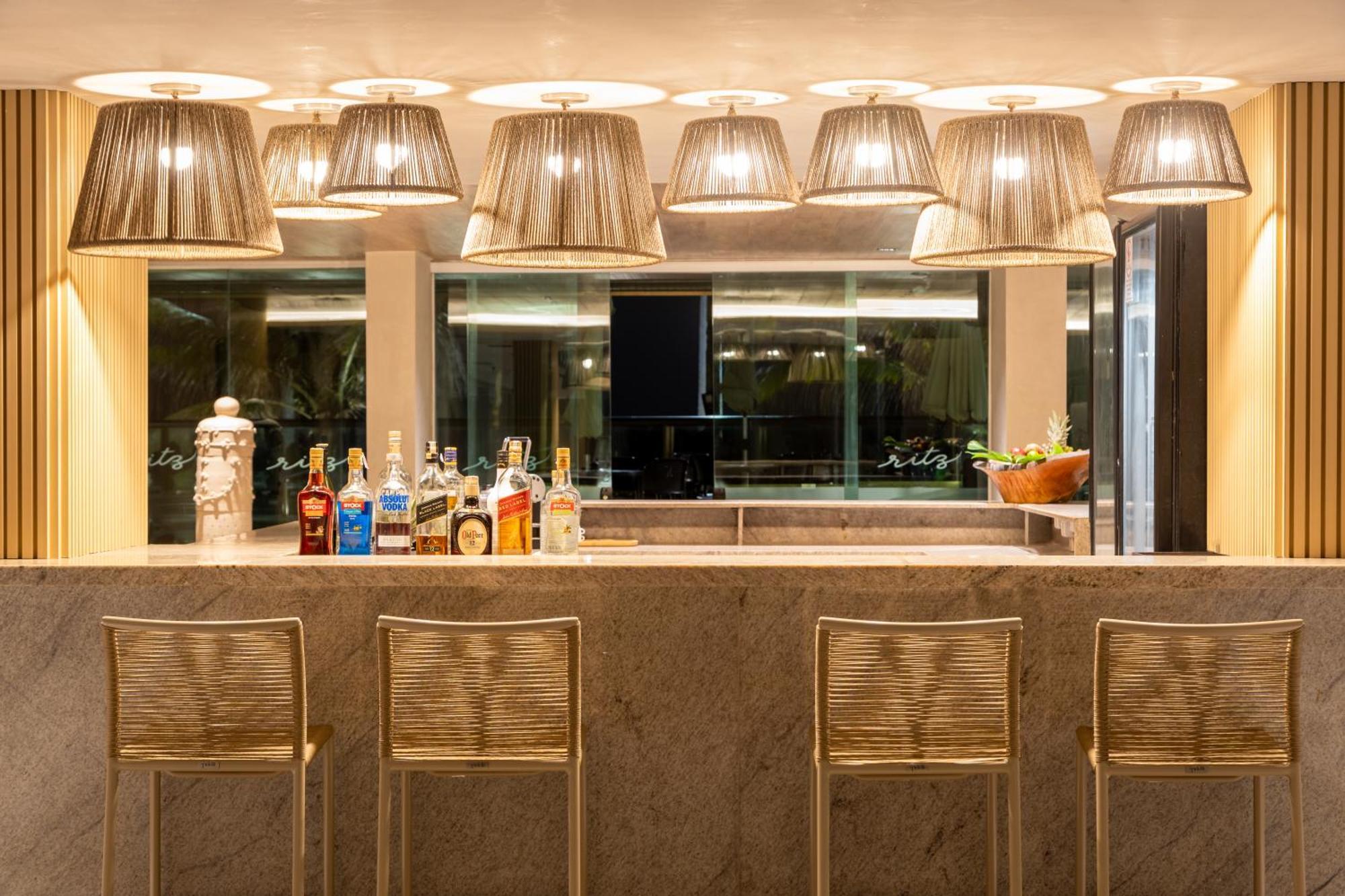 Ritz Suites Grand Hotel Boutique Масейо Екстер'єр фото